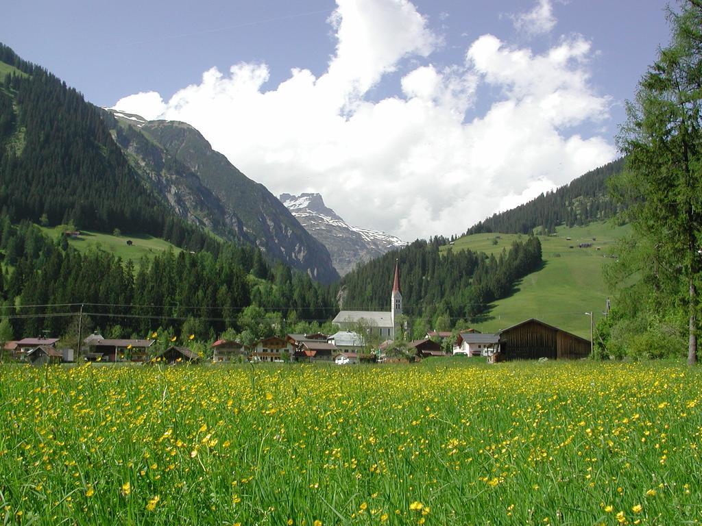 Pension Alpenperle Holzgau Bagian luar foto