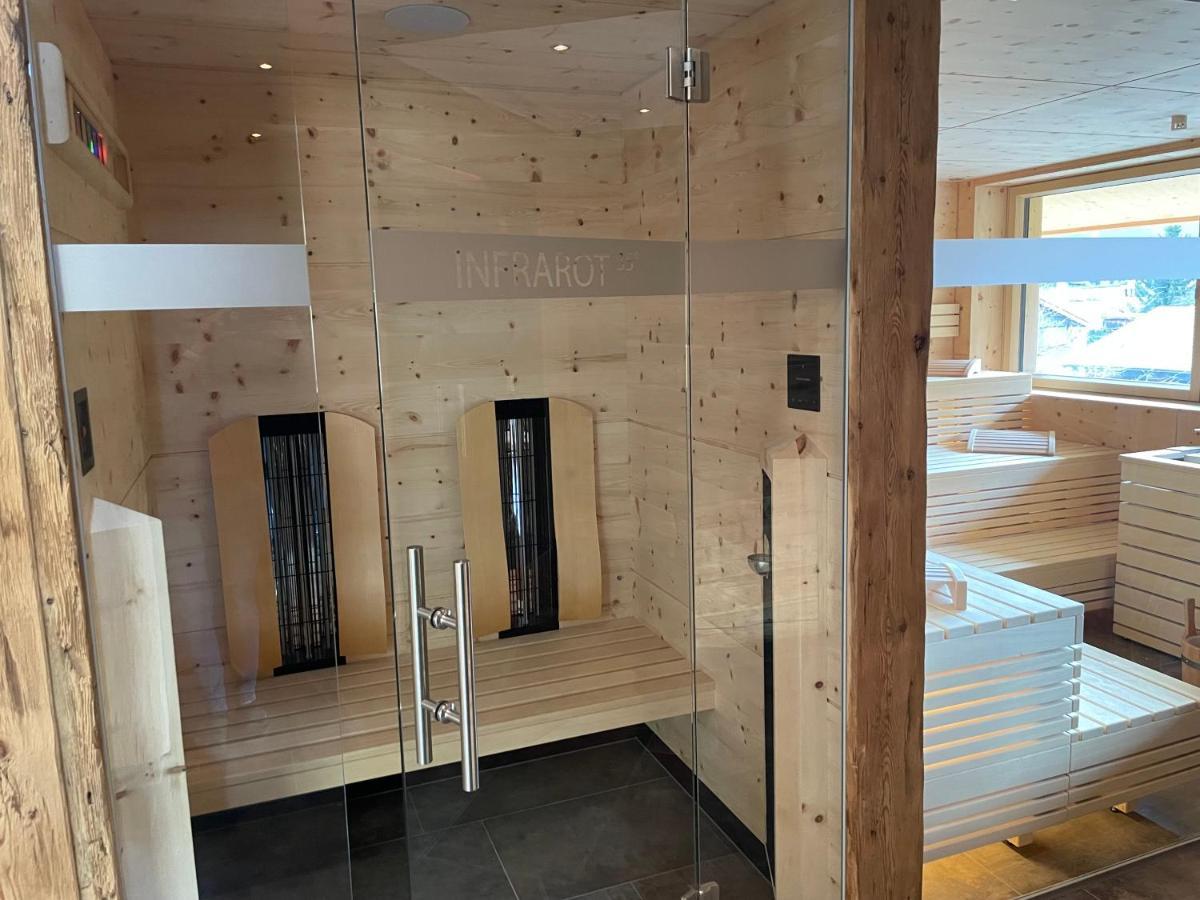 Pension Alpenperle Holzgau Bagian luar foto