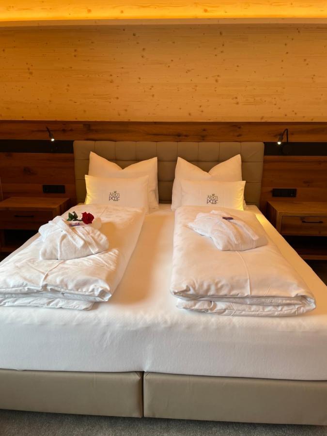 Pension Alpenperle Holzgau Bagian luar foto