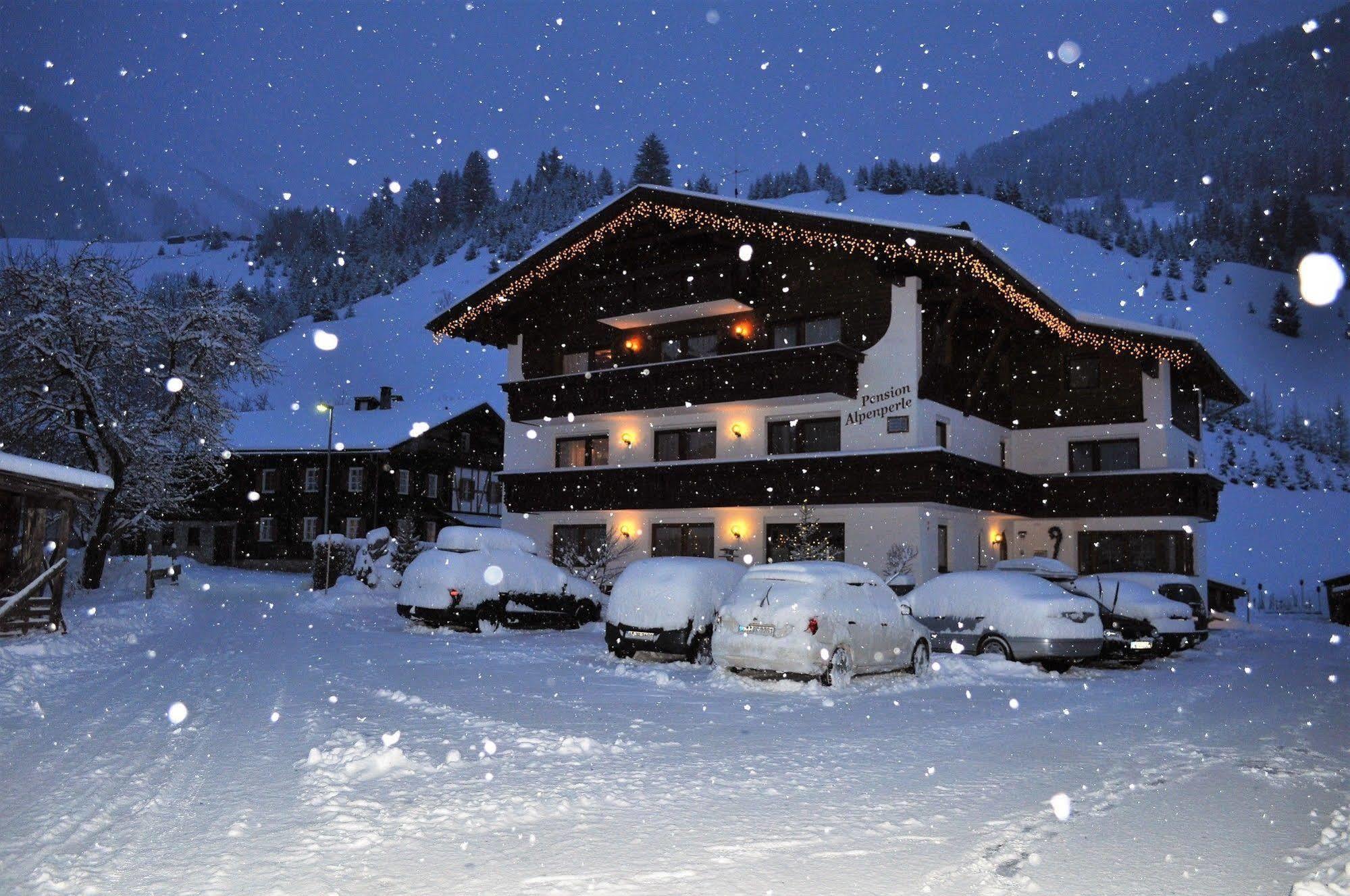 Pension Alpenperle Holzgau Bagian luar foto